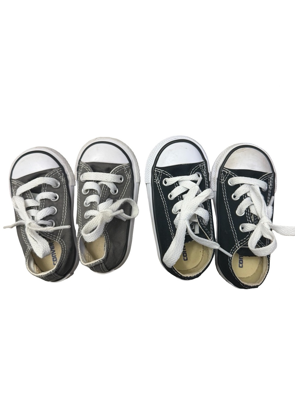 Converse Kids Low Top Sneakers in Black and Gray 4c & 5c